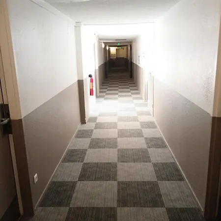 Heco Centre-gare Hotel *